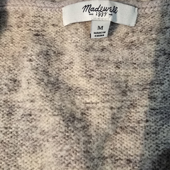 Madewell Women Vneck Sweater - Picture 3 of 4